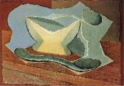 Bottle and cup Juan Gris